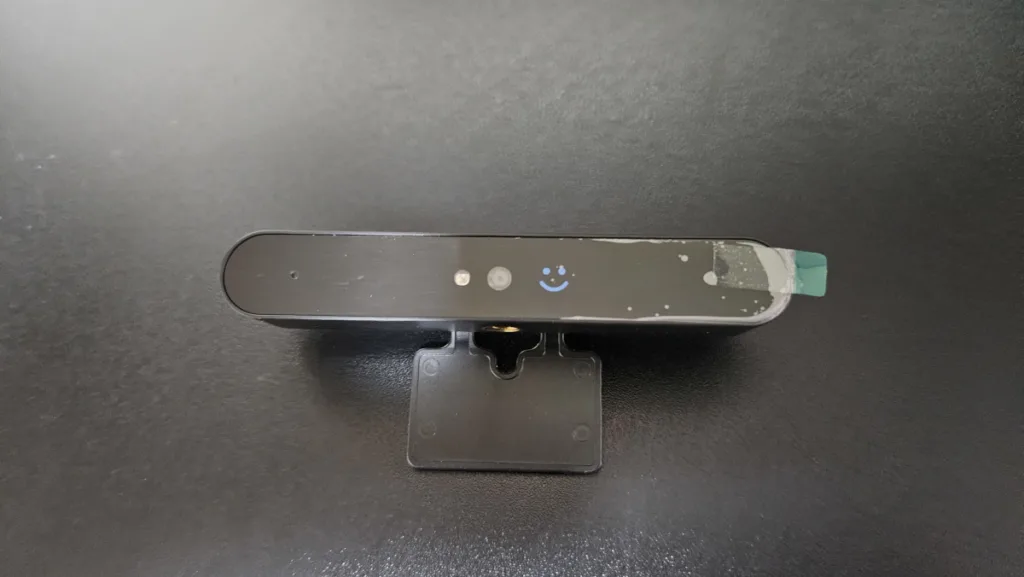 윈도우 헬로 지원 웹캠 전면 모습