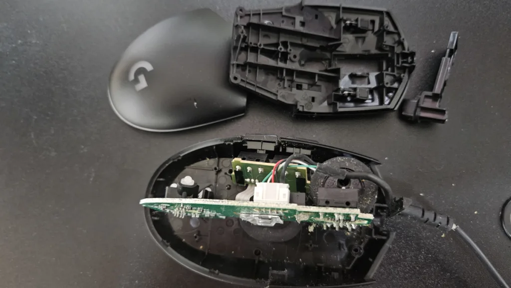 메인 기판 분리 모습