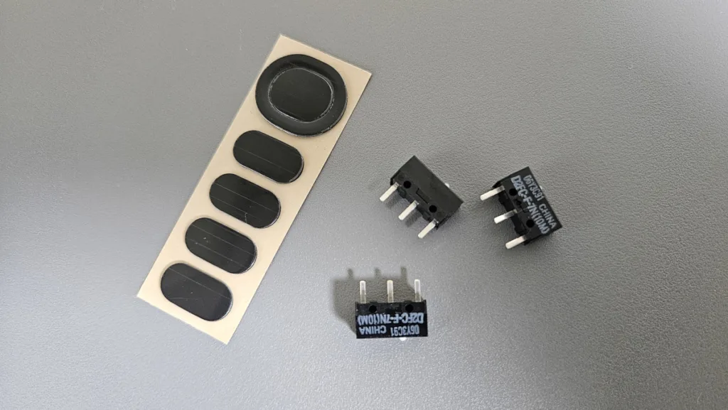 구매한 오므론 마이크로 스위치와 마우스 피트