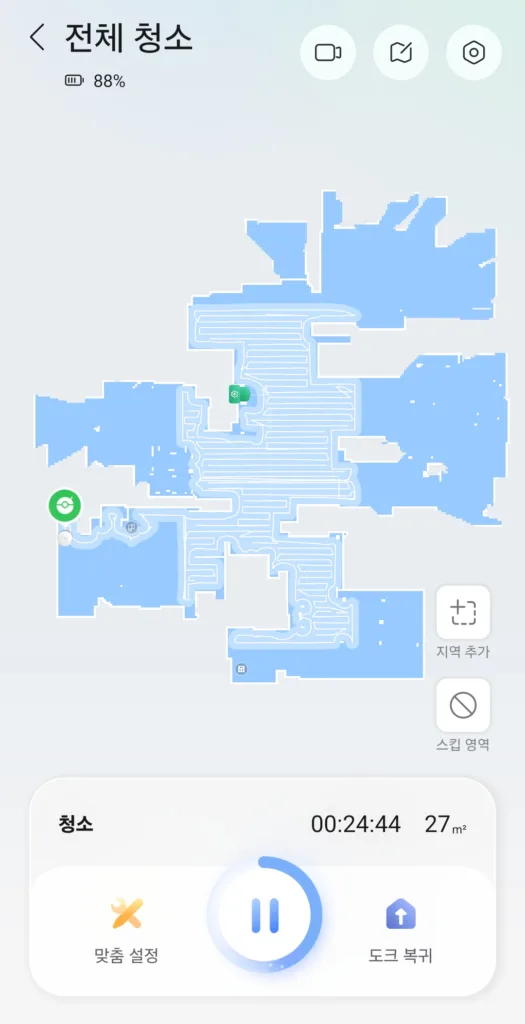 집 안 탐색을 반복하며 영역을 확장해 가며 청소를 진행한다